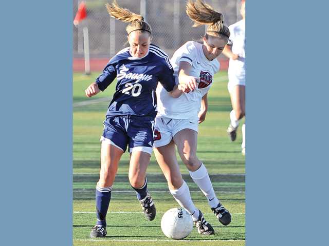 Foothill League girls soccer: Saugus runs streak to 16