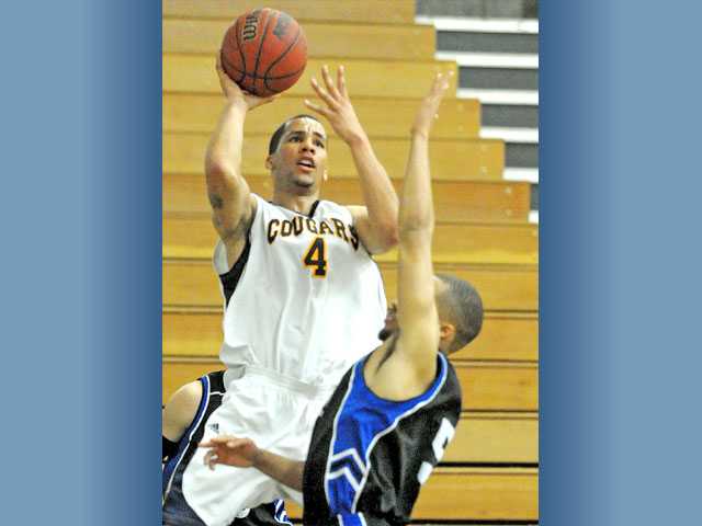 Men's college basketball: Cold ending