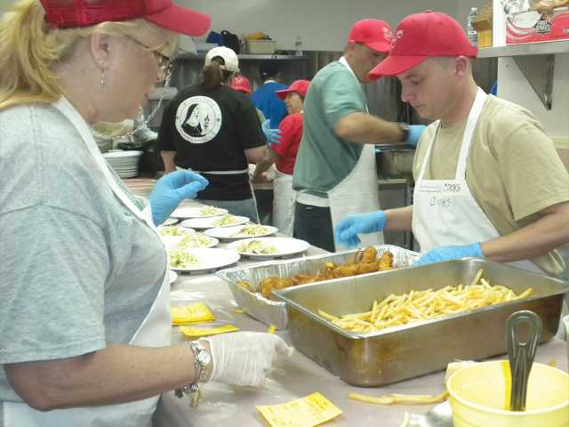 Fish fry ‘hooks’ crowds, workers