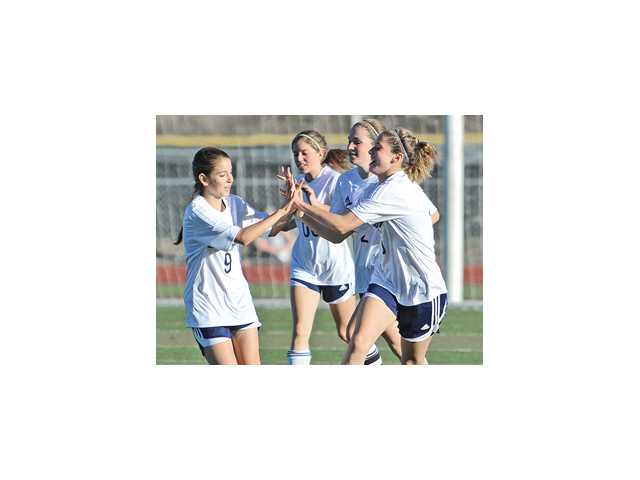Foothill League girls soccer: Cents’ championship march