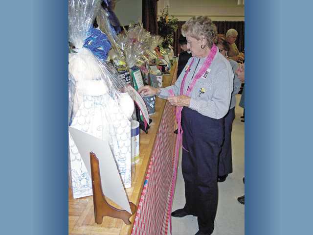 Lasagna dinner funds scholarships