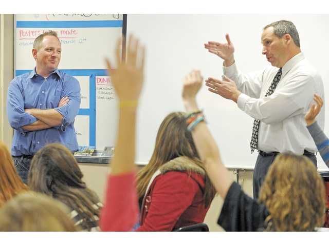 Cuts around the class