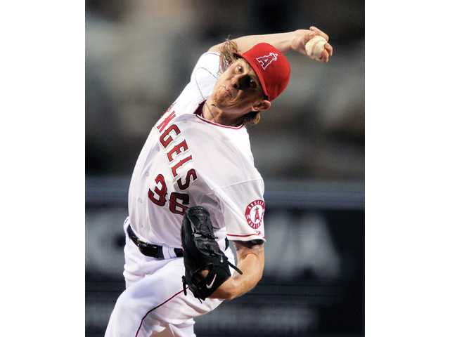 MLB: Weaver pitches no-hitter, Angels beat Twins 9-0 
