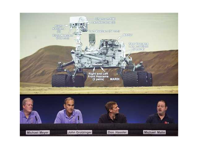 NASA spacecraft speeding toward a landing on Mars 