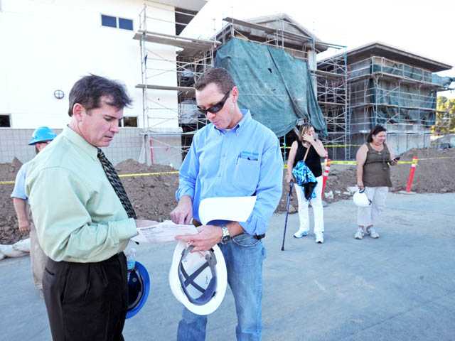 Public gets first look at Emblem Elementary