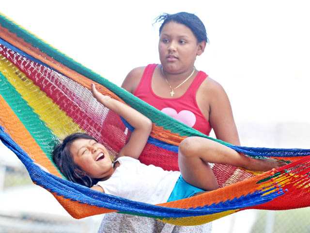 Castaic’s lower lake ends season with Labor Day crowd
