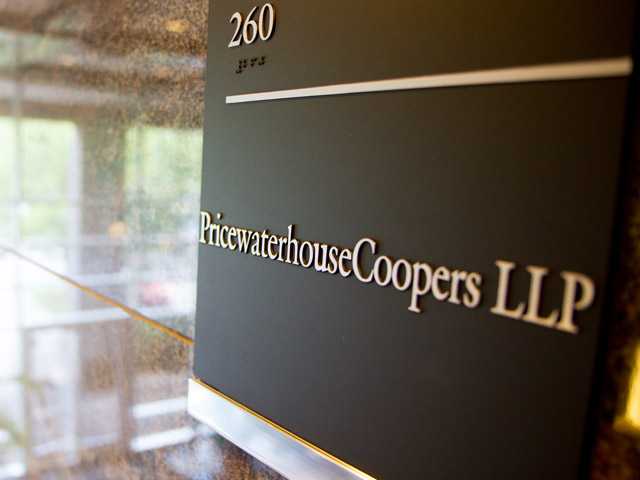 Claim of Romney taxes theft a puzzling whodunit 