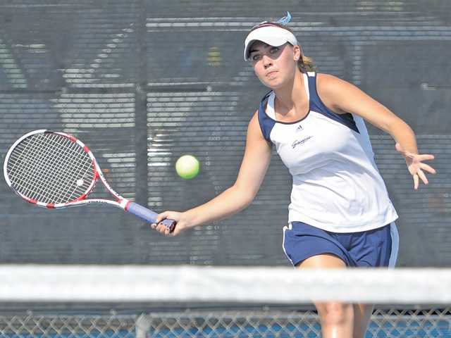 Prep tennis: Finding their form