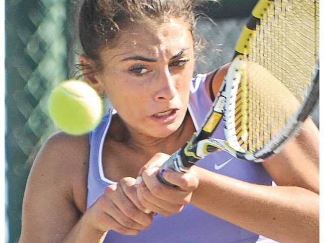 Valencia tennis: Dominance flexed