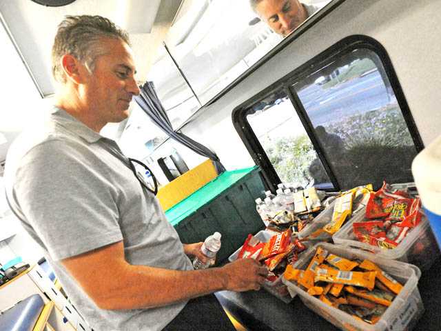 Bank taps clients in blood drive