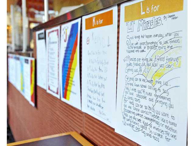 Pizza parlor raises dough for hospital