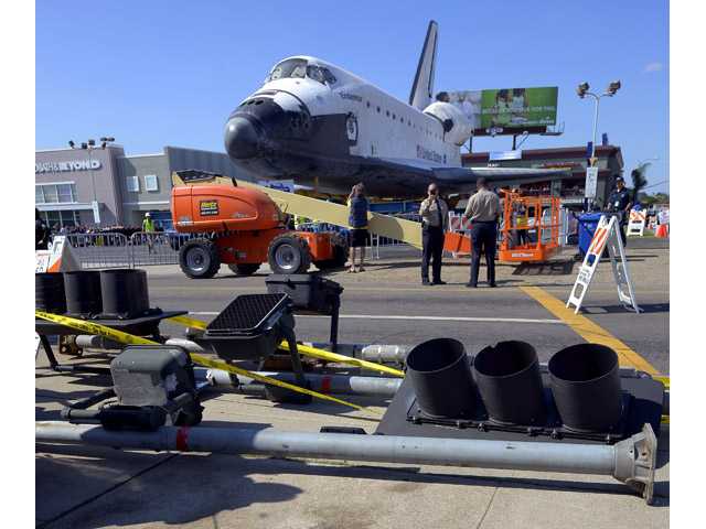Endeavour prepares for final push