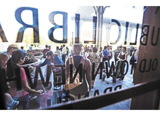 Quake drill a first for new library