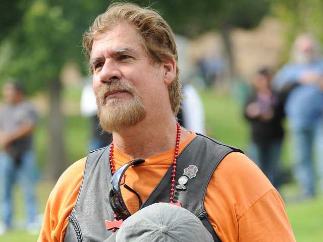 Bikers cruise to Castaic for ride