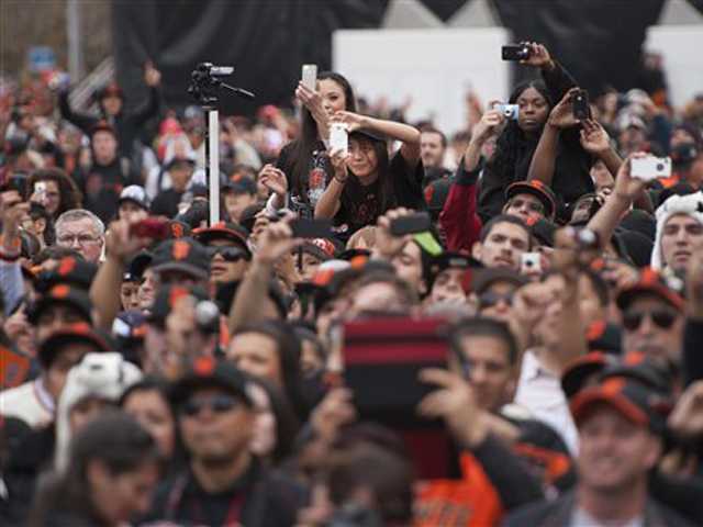 School district loses big because of Giants parade