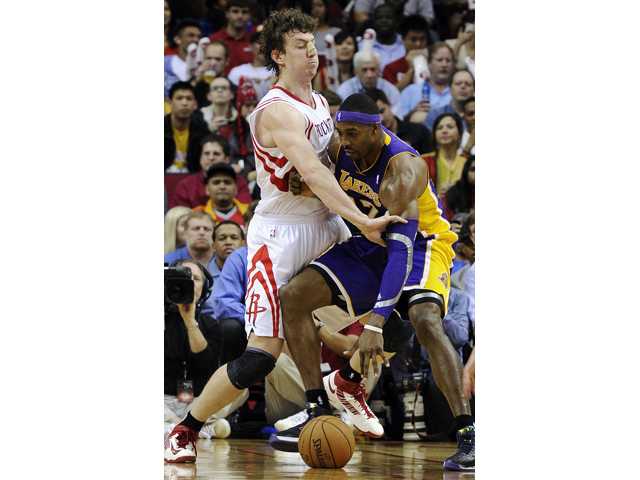 NBA: Douglas leads Rockets over Lakers 107-105  