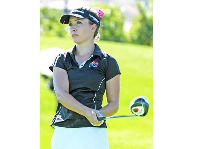 Prep golf: Corr makes her choice