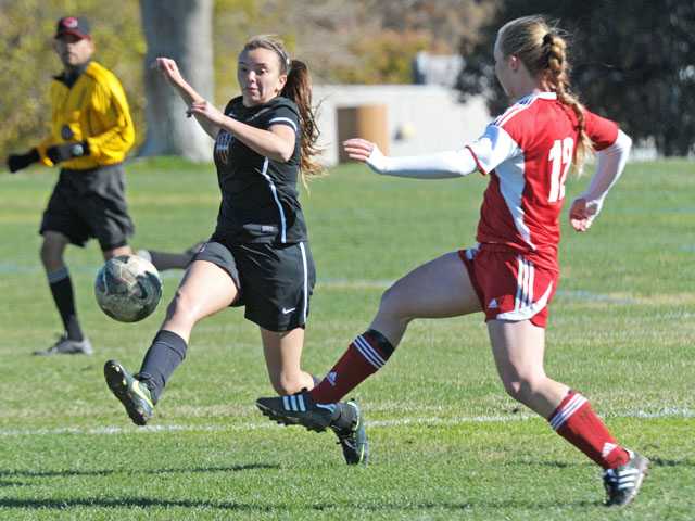 Prep soccer roundup: Hart gets its result