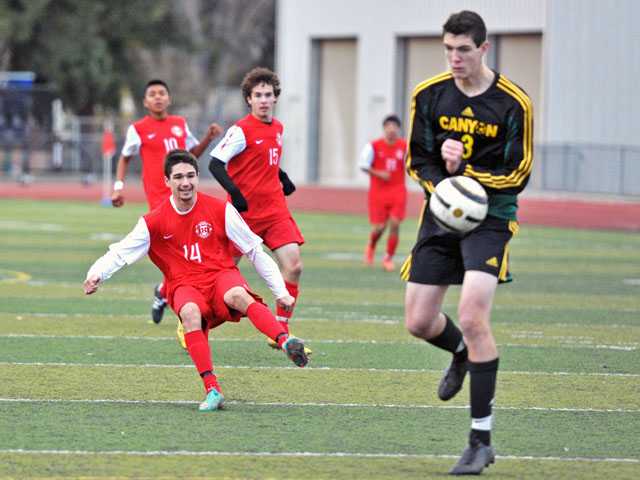 Hart boys Showcase roundup: Showdown set