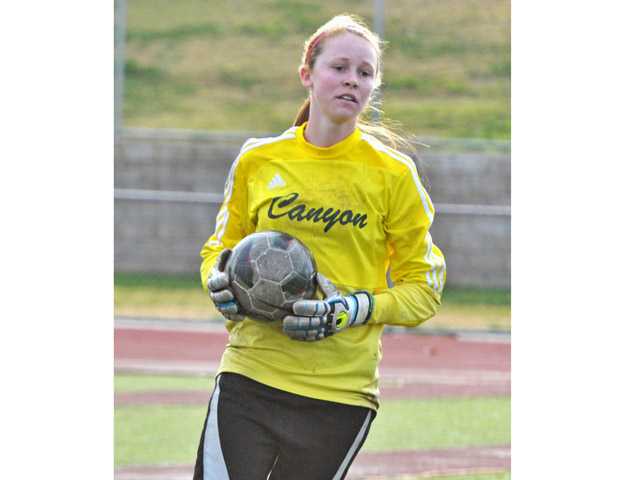 2013 Foothill League girls soccer preview: Valencia, Saugus have made their mark