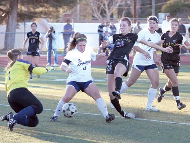 Foothill girls soccer: No separation
