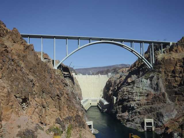 OSHA finds 58 violations at Hoover Dam near Vegas 