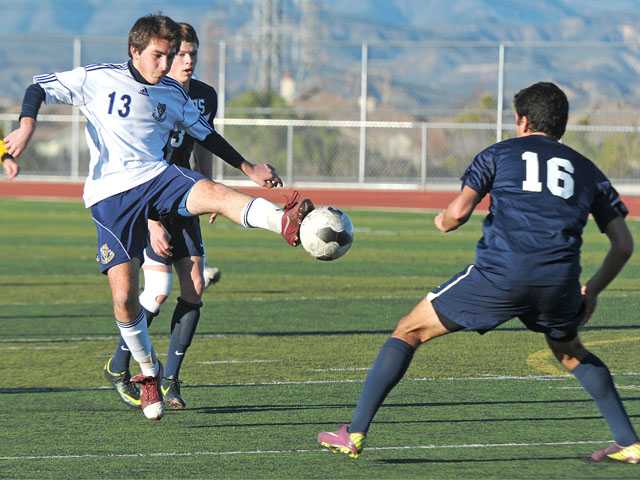 Prep boys soccer: West Ranch shows resilience