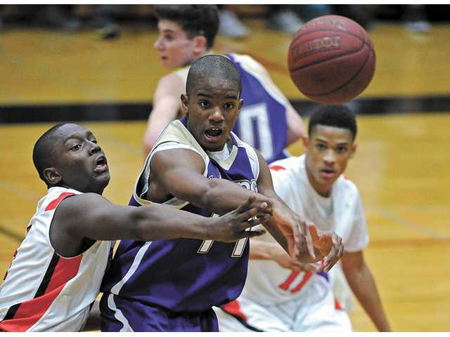 Prep boys hoops: Hart makes a point of its own