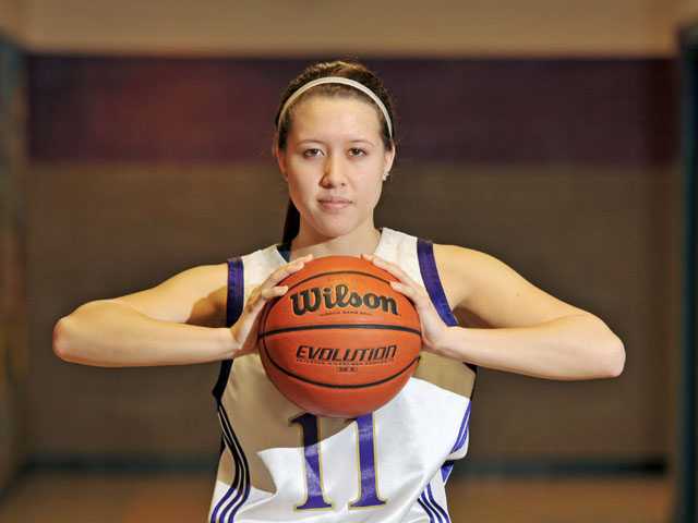 Valencia girls basketball's Kalia Summerlin: The calm