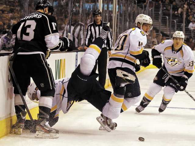 NHL: Kings go the distance, but fall in shootout