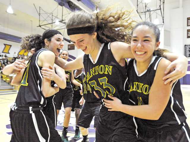 Prep girls hoops: Tables turned