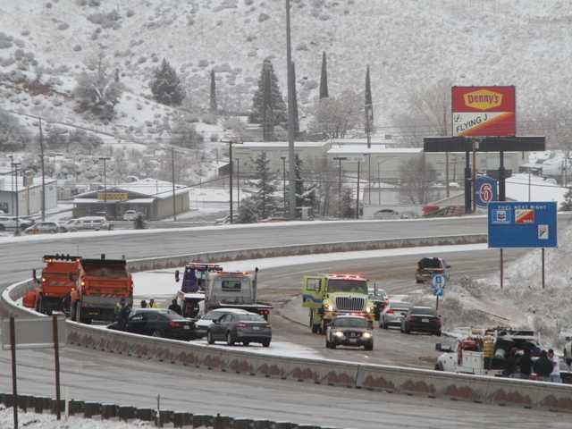 UPDATE: Snow closes Grapevine in both directions