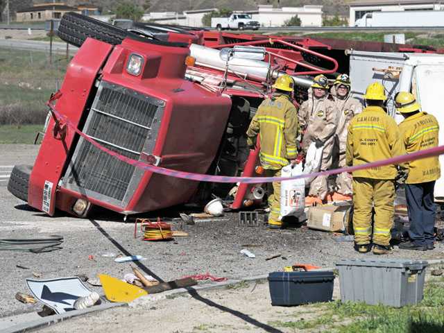UPDATE: 1 injured as truck overturns on I-5 off-ramp