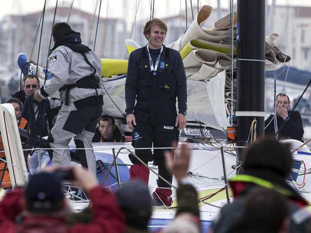 Yacht sets record from New York to San Francisco 