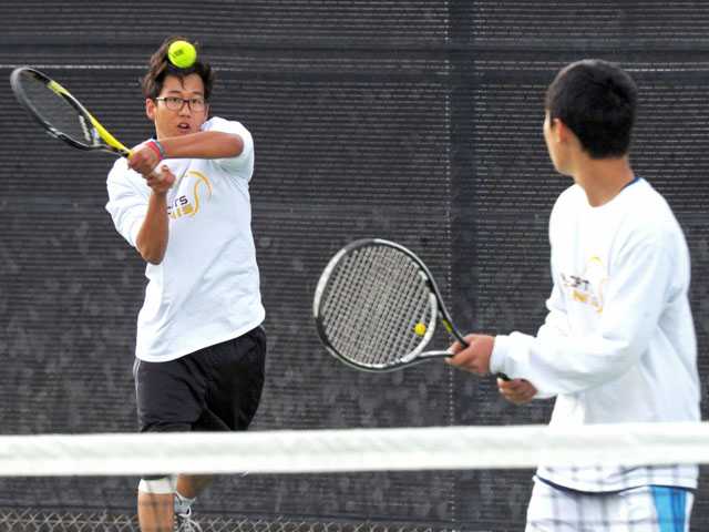 West Ranch boys tennis close preleague book
