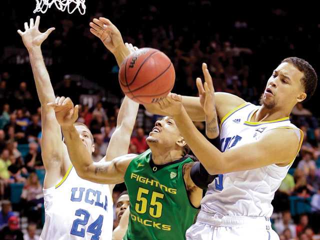 UCLA basketball falls to Oregon in Pac-12 title game
