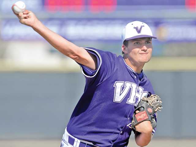 Valencia baseball gets no-hitter, walk-off win
