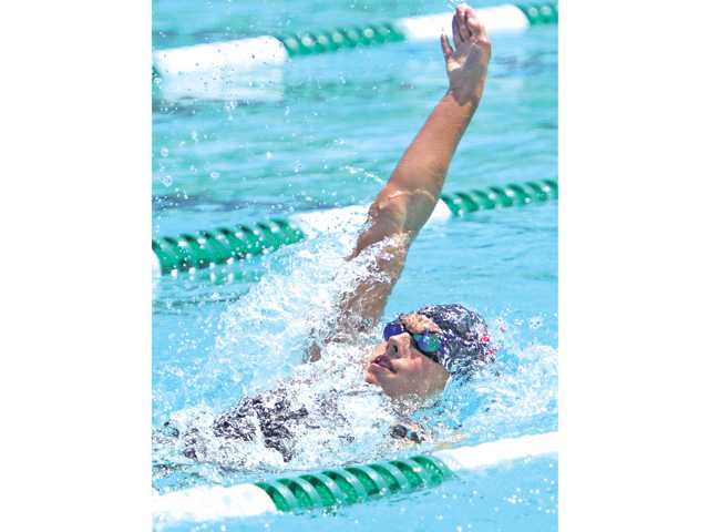 Valencia swim looks to be legitimate threat for Hart
