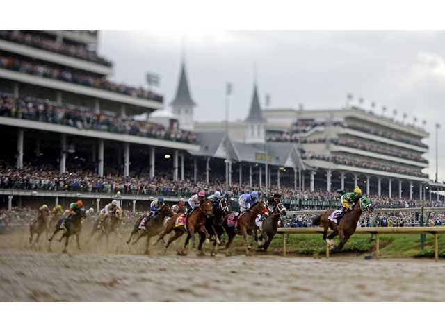 Orb comes from behind to win Kentucky Derby 
