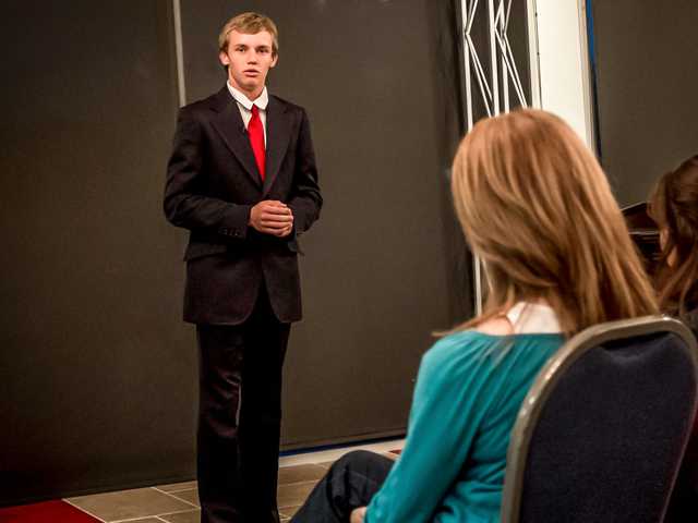 Trinity seniors present thesis project