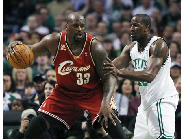 O'Neal has surgery to repair injured thumb