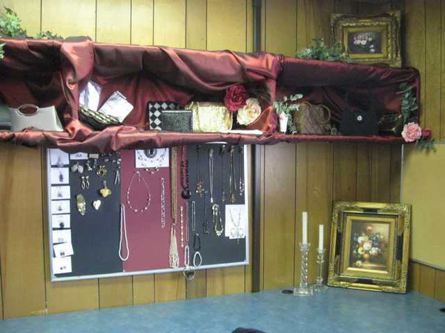 Hart District opens ‘Project Prom’ boutique
