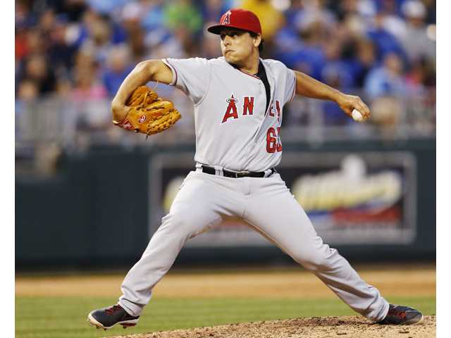 Trout, Vargas lead Angels over Royals 