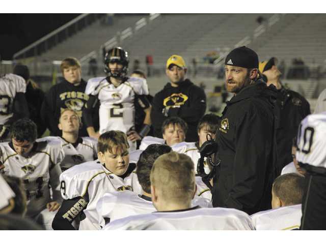 Tigers fall to Irish in playoffs Tigers fall to Irish in playoffs