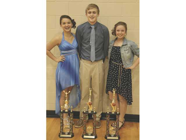 DMS honors players and cheerleaders DMS honors players and cheerleaders