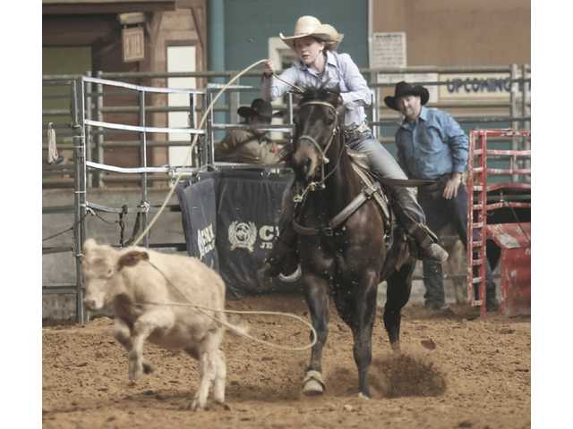 DCHS Rodeo begins 2014 season DCHS Rodeo begins 2014 season