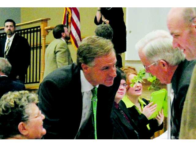 Haslam visits, teachers protest Haslam visits, teachers protest