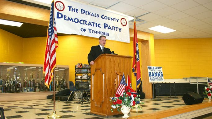 Dems hold mass meeting