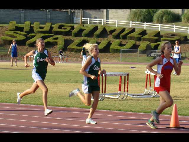Gators off to good start at state