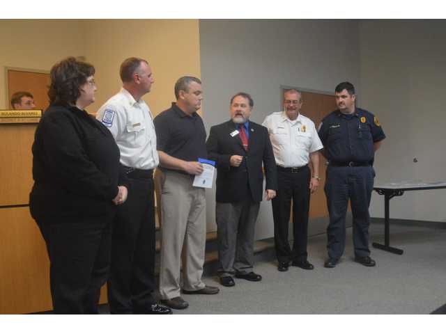 Barrow LEPC gives school system 3 new AEDs Barrow LEPC gives school system 3 new AEDs